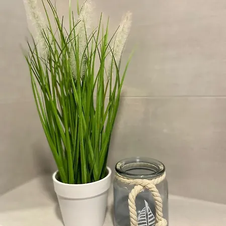 Maris Подстрана